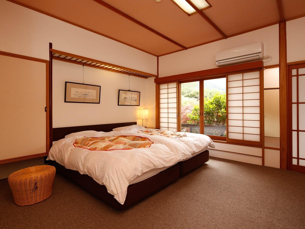 源泉掛け流しの宿albergo湯楽 Yugawara Eksteriør bilde